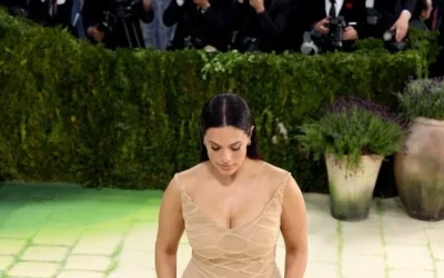 Adevarul despre rochia de la Met Gala. A fost cusuta direct pe corpul lui Ashley Graham