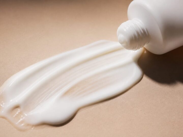 Surpriza uriașă pentru rutina ta de frumusete. Ce ingredient a fost aprobat dupa 25 de ani