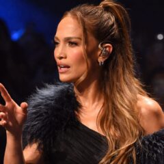 Ce se întâmplă când moda intalneste curajul. Aparitia uluitoare a lui Jennifer Lopez