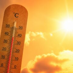 Canicula poate dubla în timp decesele cardiace legate de căldură și crește riscul chiar și la persoanele sănătoase