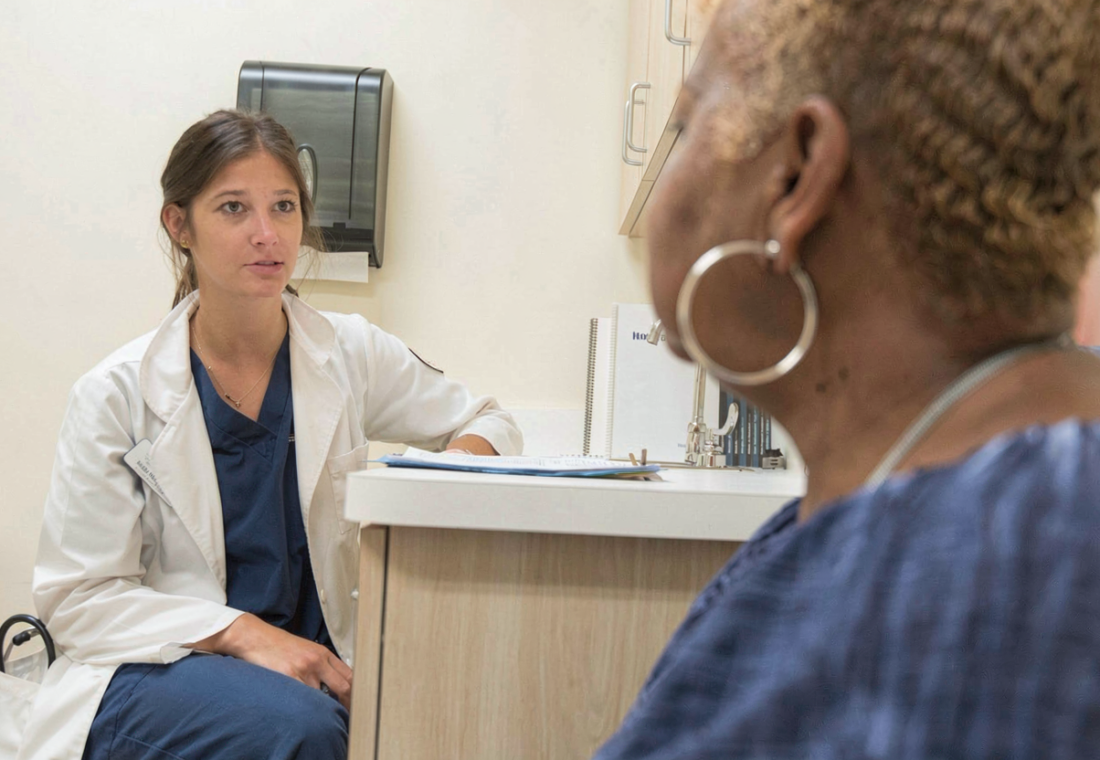 Noile ghiduri federale din SUA schimbă recomandările pentru terapia hormonală la menopauză