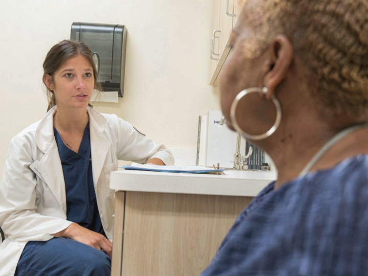 Noile ghiduri federale din SUA schimbă recomandările pentru terapia hormonală la menopauză