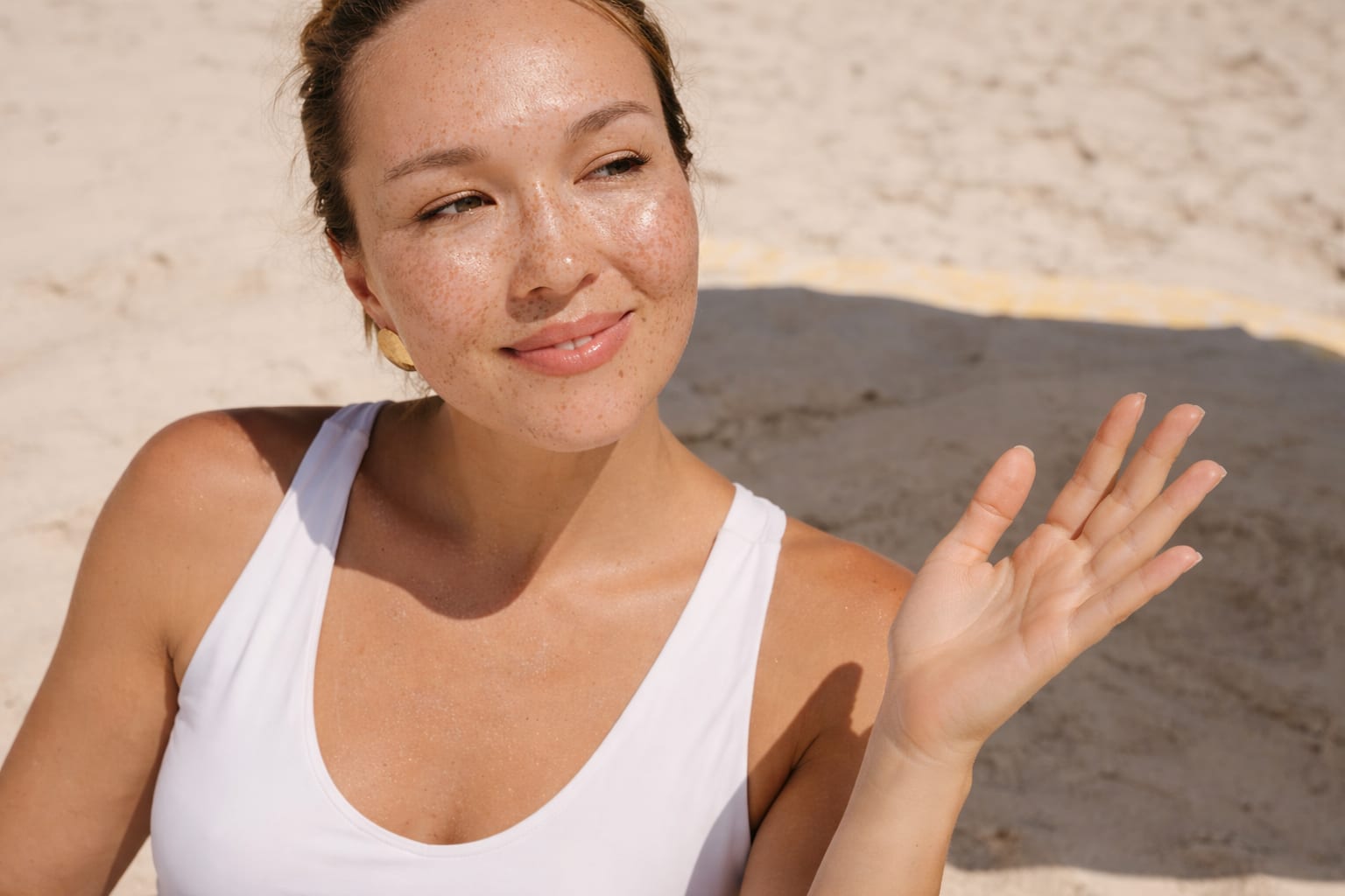 SPF 50+ accesibil poate proteja pielea la fel de bine ca produsele de lux
