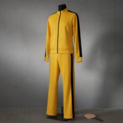 Ținuta emblematică purtată de Uma Thurman în Pulp Fiction ajunge la licitație
