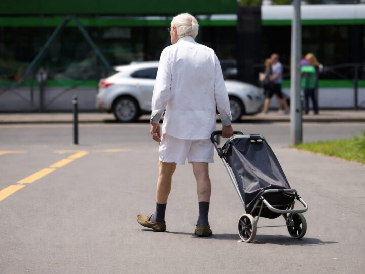 Vârsta de pensionare în România va ajunge la 67 de ani până în 2060