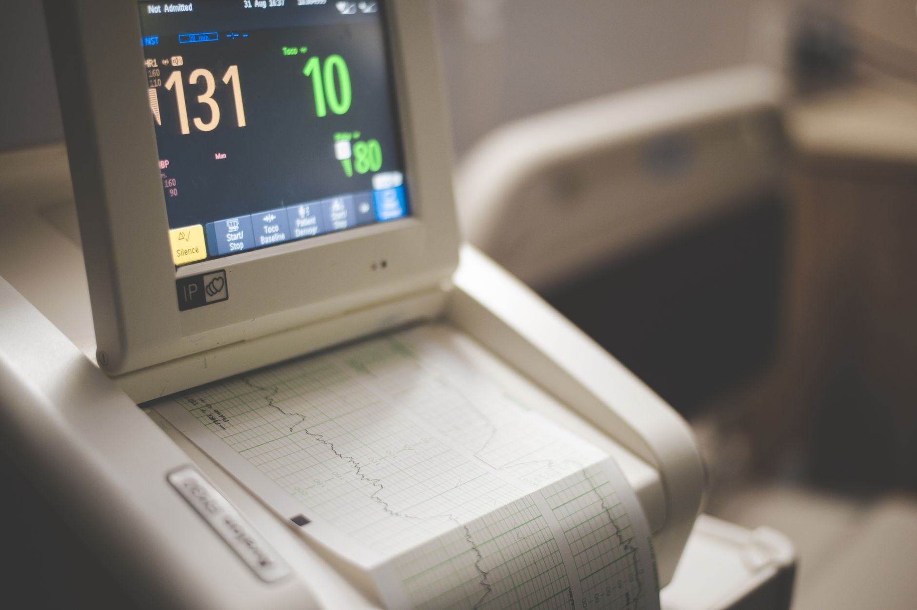 Comisia Europeană propune un control cardiovascular înainte de 35 de ani și apoi evaluări periodice