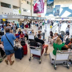 Revenirea în România cu familia. Ce trebuie cântărit înainte de mutare, de la buget la școala copiilor