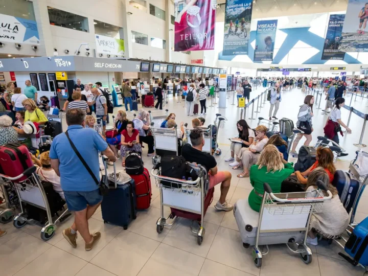 Revenirea în România cu familia. Ce trebuie cântărit înainte de mutare, de la buget la școala copiilor